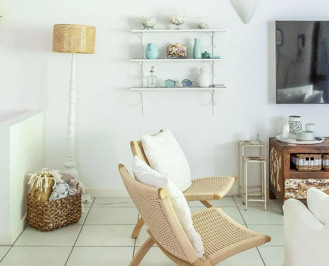 Tea Trees 3 - Relaxed Coastal Apartment, Location! Noosa Heads 0*,  Australia